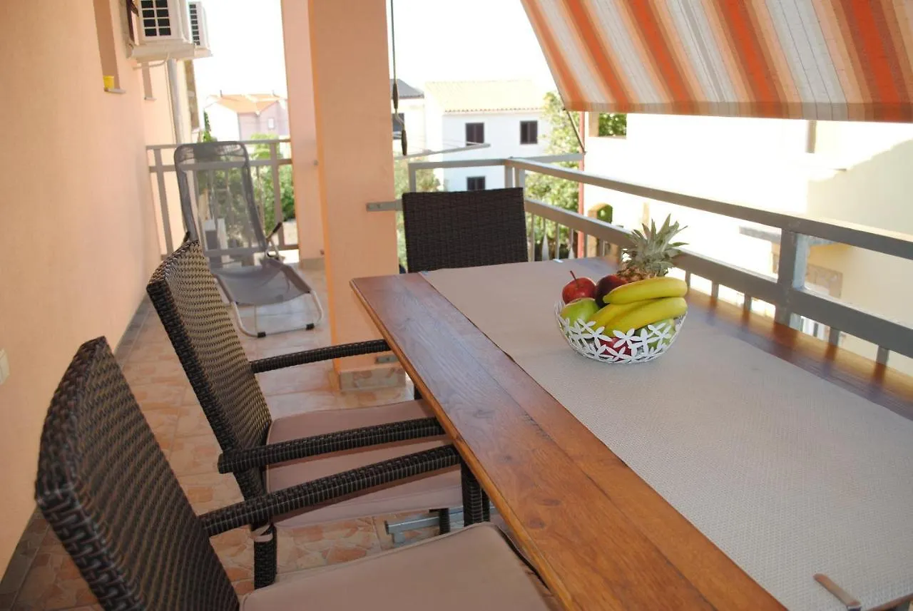 Apartments Vidolma Povlja  Croatia
