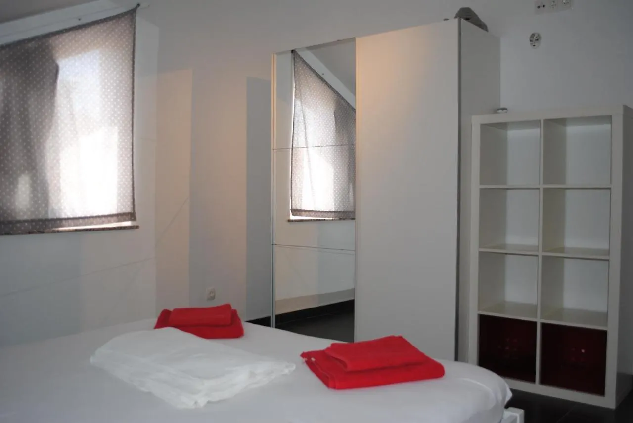 Apartments Vidolma Povlja  0*, Povljana