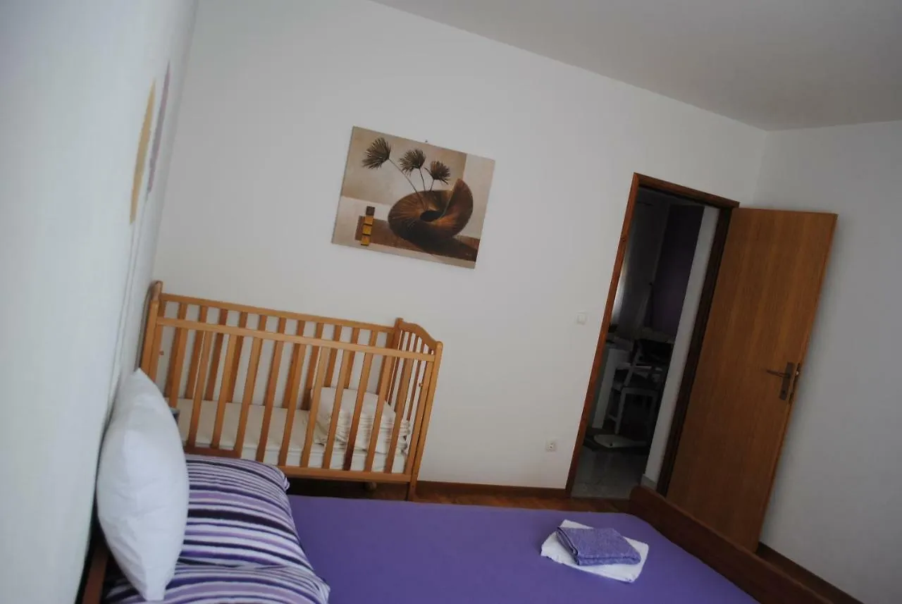 Apartments Vidolma Povlja
