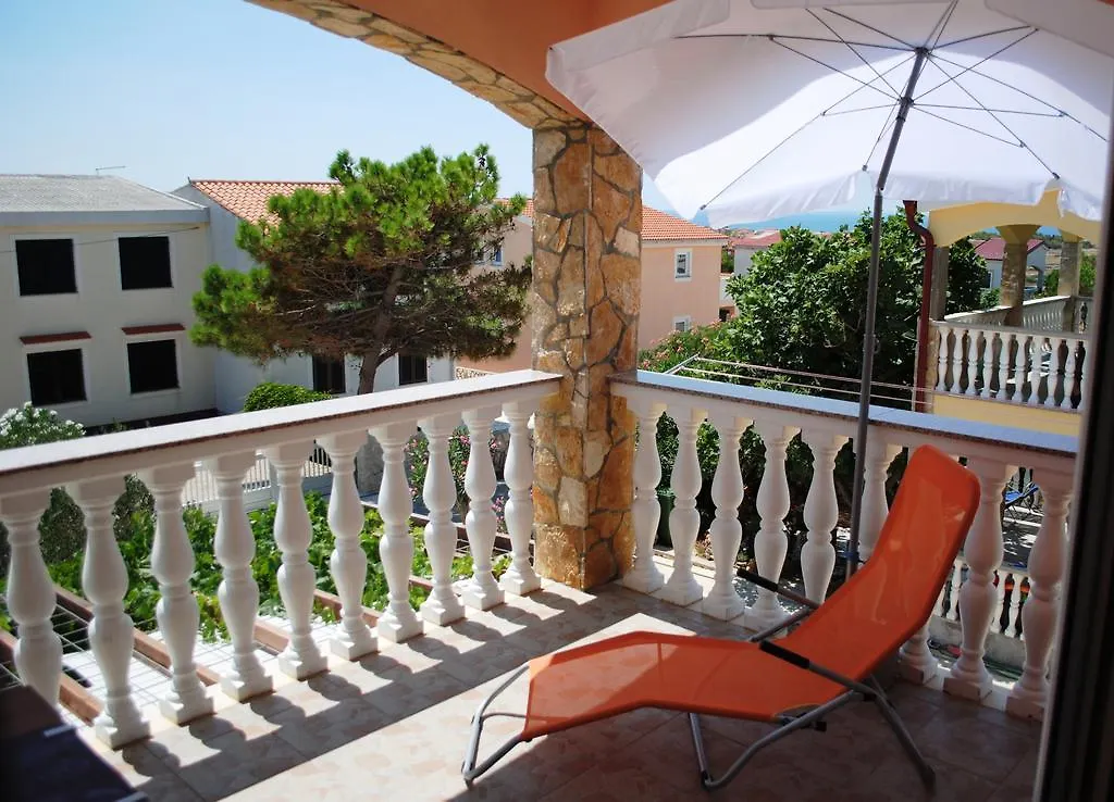 Apartments Vidolma Povlja
