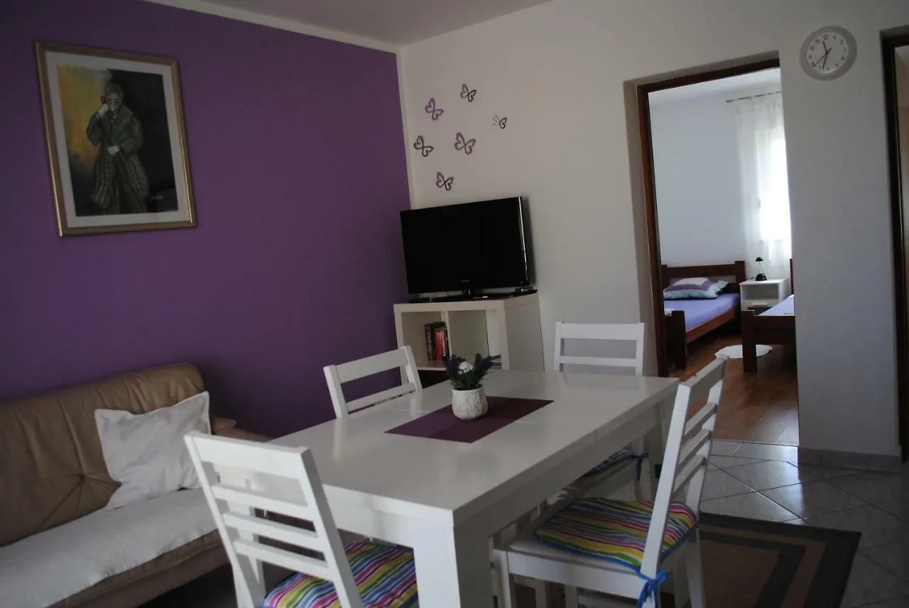 Apartments Vidolma Povlja